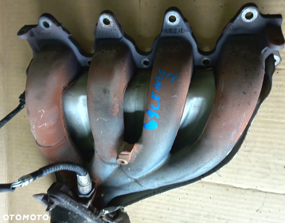 Renault Laguna Scenic  II kolektor wydechowy  F4R 2.0 16V - 1