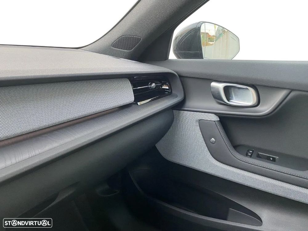 Polestar 2 Long Range 82 kWh Plus - 44