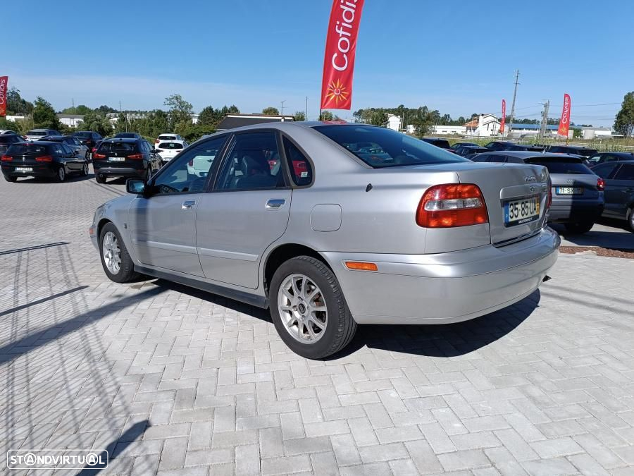 Volvo S40 1.9 D CR - 2