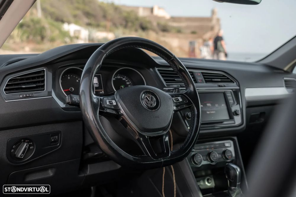 VW Tiguan 2.0 TDI Confortline DSG - 7