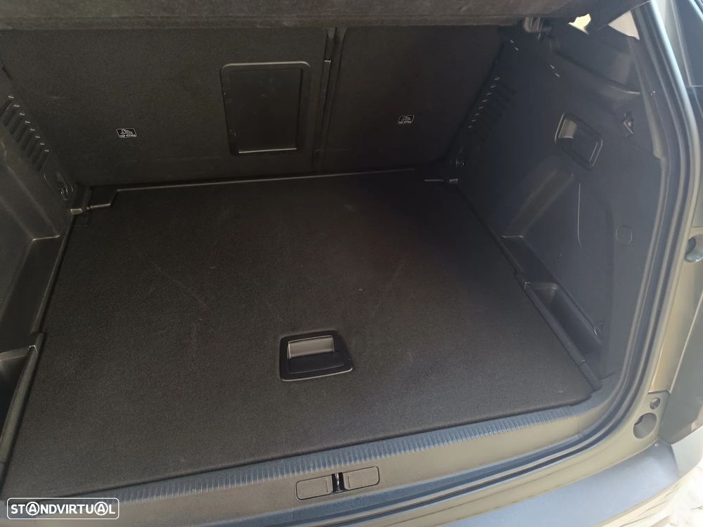 Peugeot 3008 PureTech 130 Stop & Start GPF EAT8 Active Business-Pack - 37