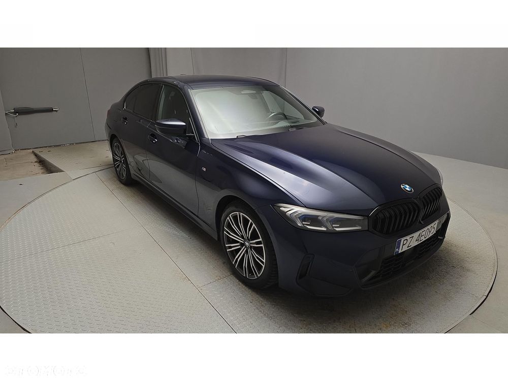 BMW Seria 3 - 26