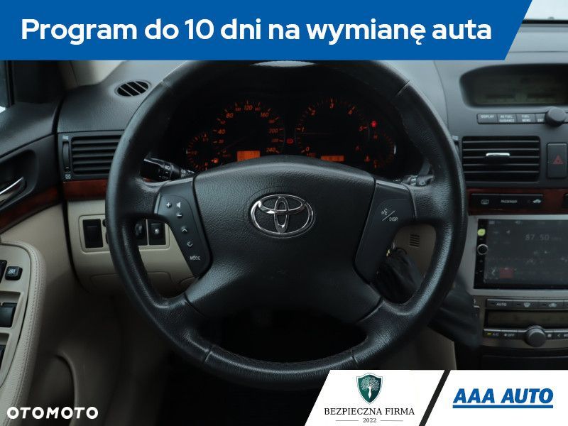 Toyota Avensis - 20