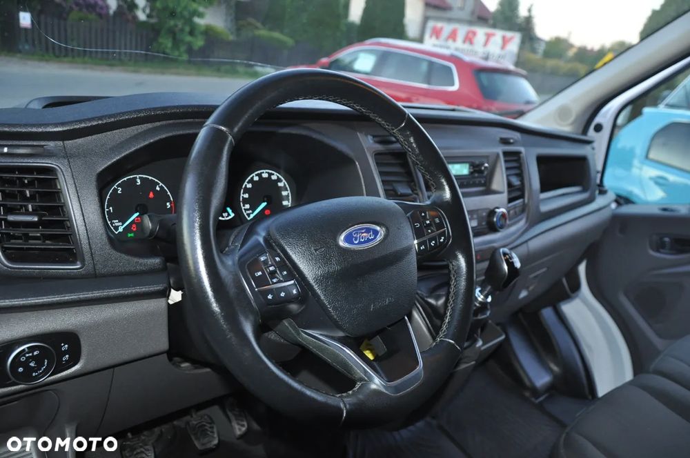 Ford Transit - 22