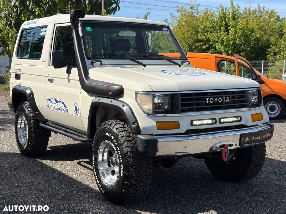 Toyota Land Cruiser - 6