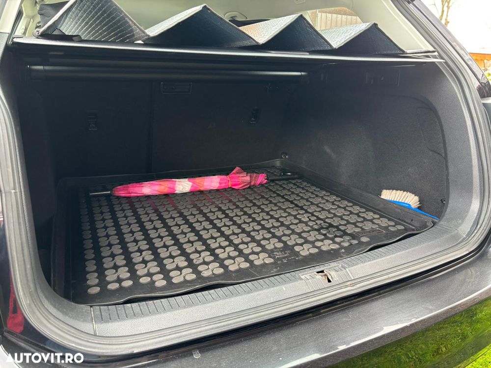 Volkswagen Golf 1.6 TDI BlueMotion Technology Comfortline - 9