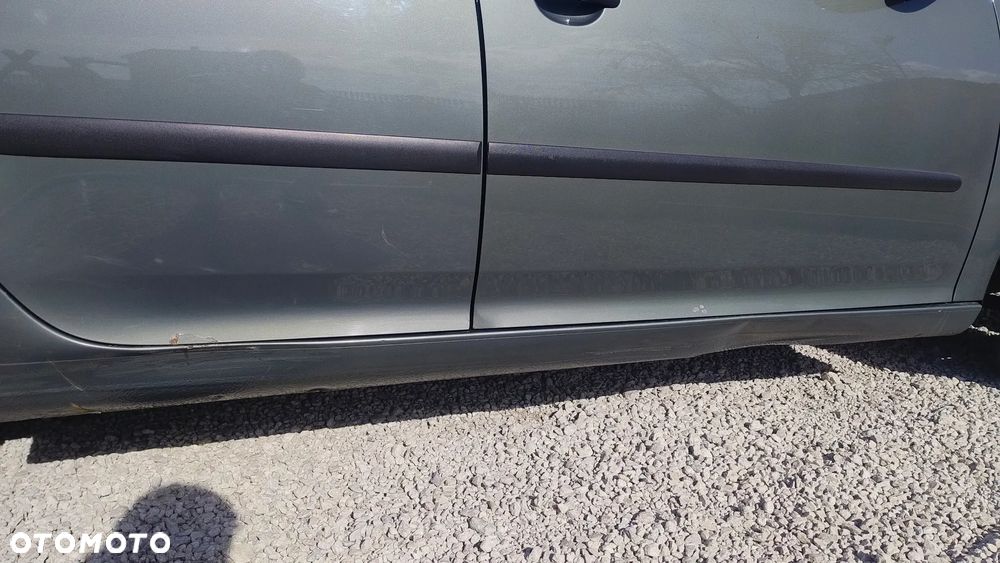 Volkswagen Golf - 21