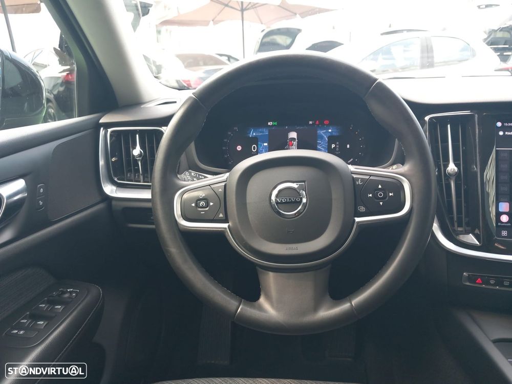 Volvo V60 2.0 D4 Momentum Geartronic - 15