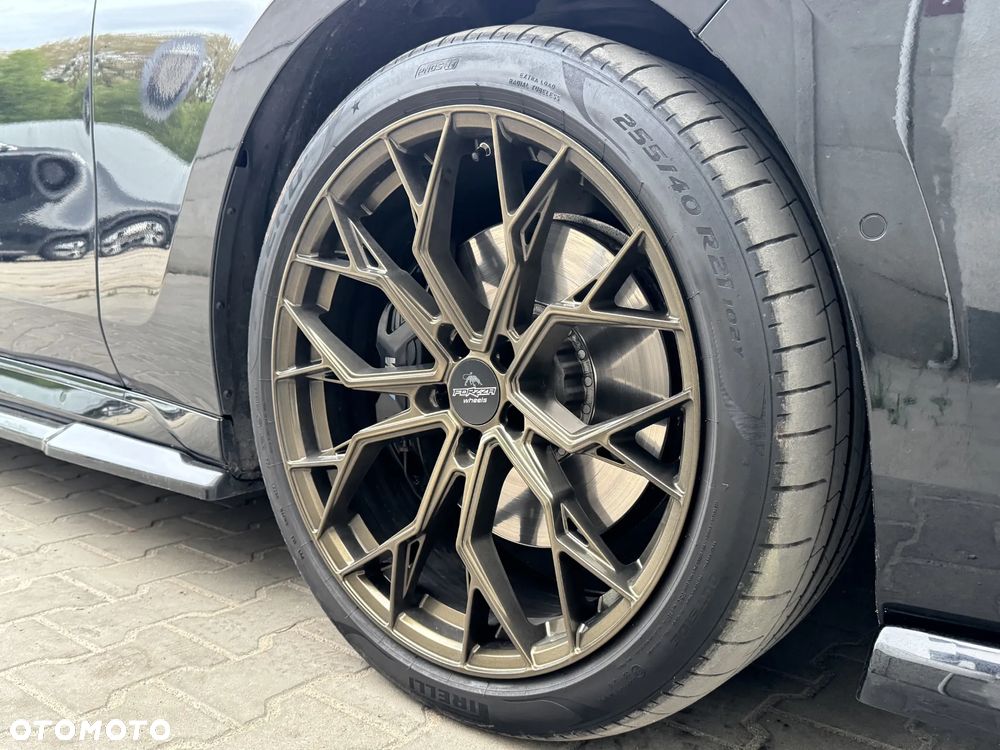 BMW Seria 7 - 14