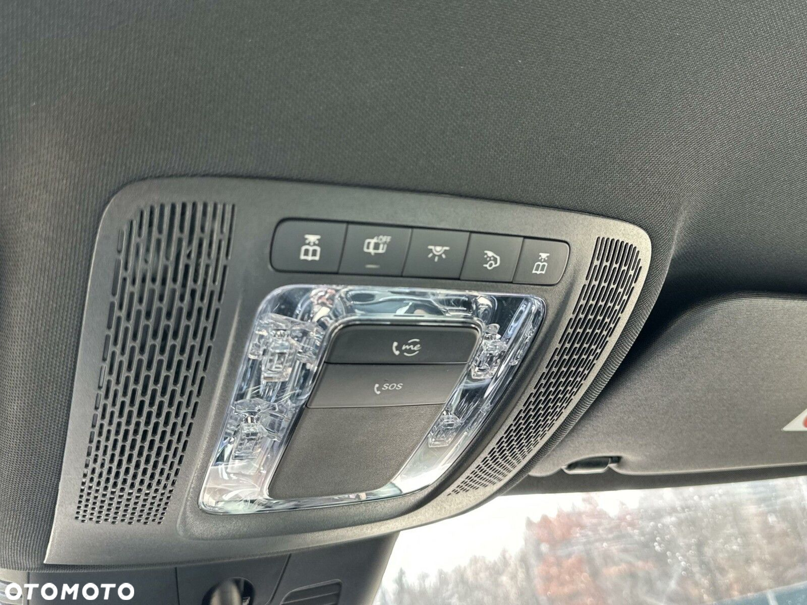 Mercedes-Benz GLB 200 AMG Line 7G-DCT - 24