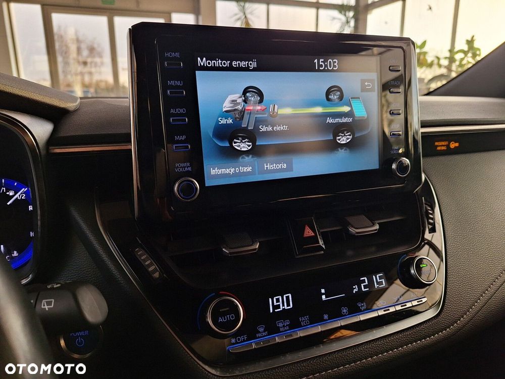 Toyota Corolla 2.0 Hybrid Comfort - 29