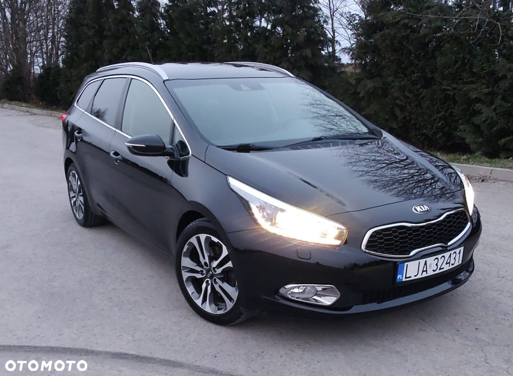 Kia Ceed 1.6 GDI Dream Team Edition - 5