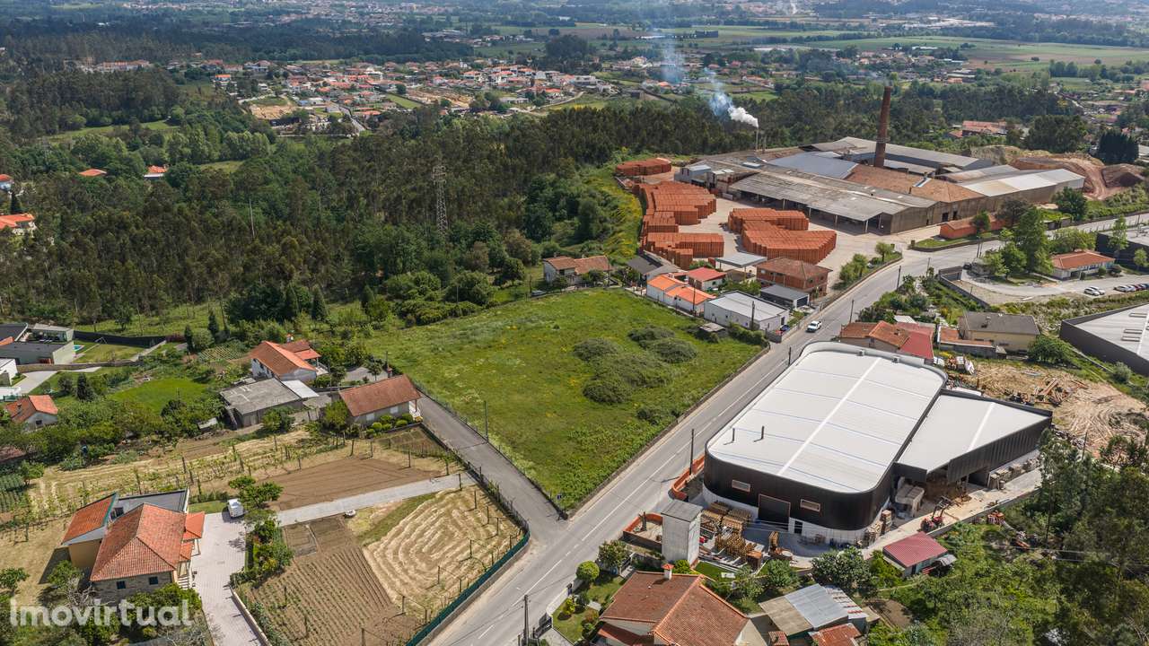Terreno com 5688m2 em Cervães - Vila Verde - Grande imagem: 4/16