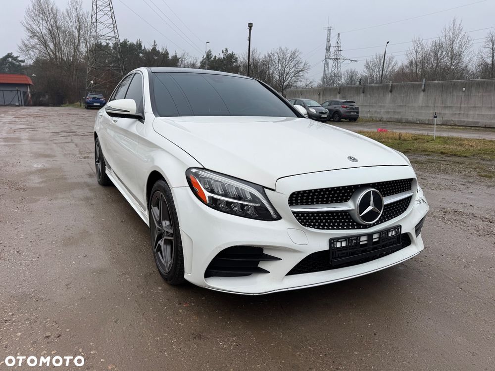 Mercedes-Benz Klasa C 300 4Matic 9G-TRONIC AMG Line - 6
