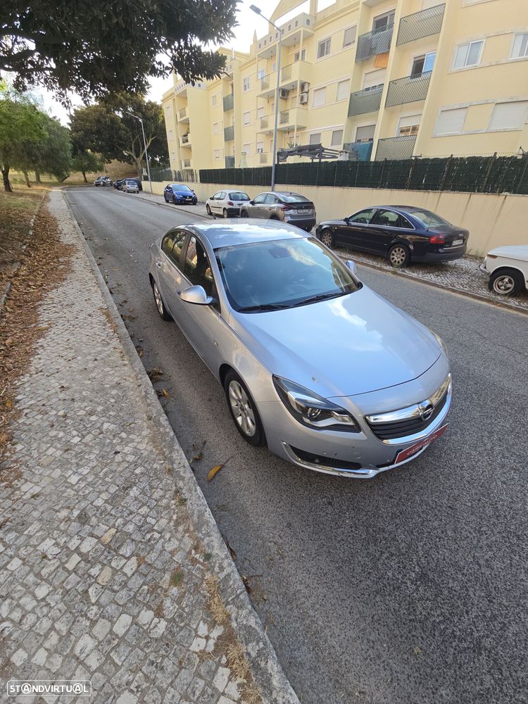 Opel Insignia 1.6 CDTI executive S/S - 41