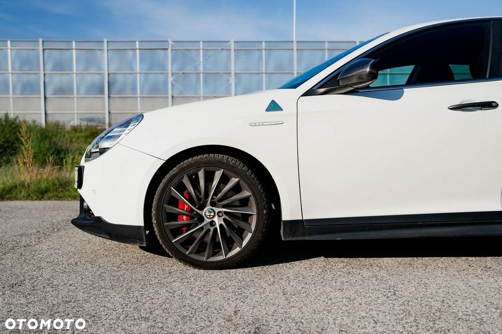 Alfa Romeo Giulietta 1750 TBi QV TCT - 12