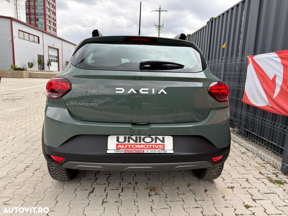 Dacia Sandero Stepway TCe 90 MT6 Expression - 6