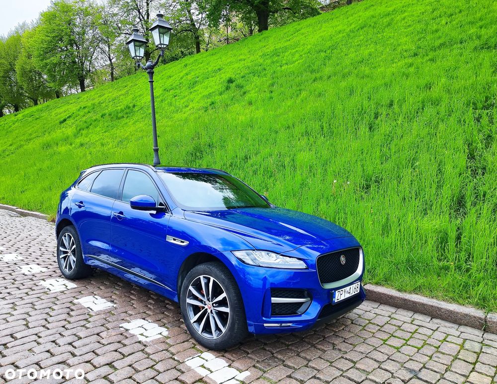 Jaguar F-Pace 2.0 i4D AWD R-Sport - 24