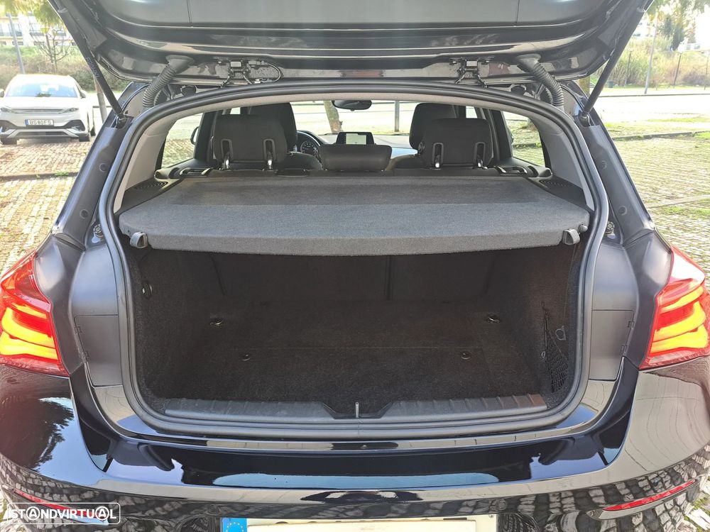 BMW 116 i Line Urban - 27