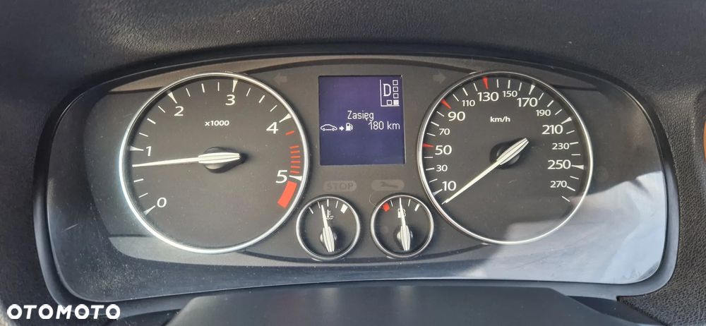 Renault Laguna 3.0 dCi V6 Initiale - 28