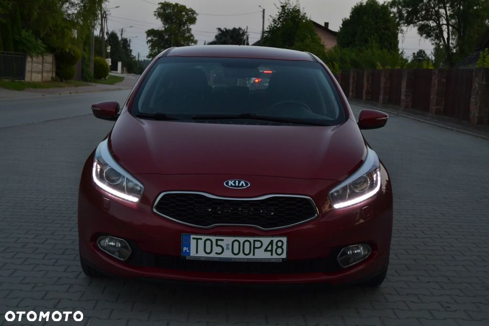Kia Ceed 1.6 GDI Platinum Edition - 18