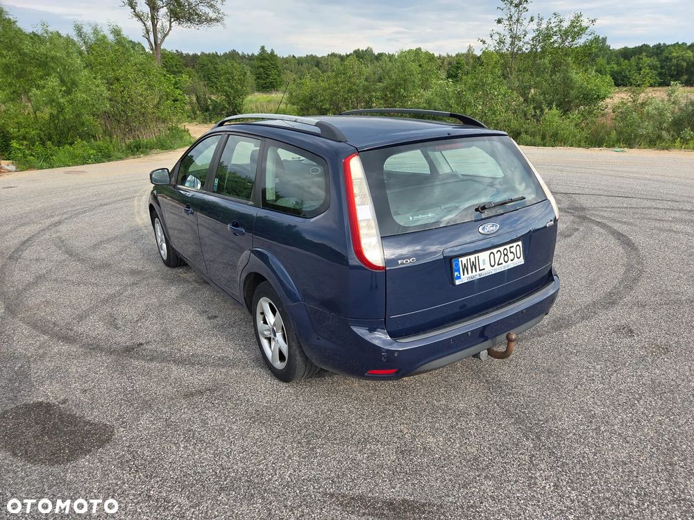 Ford Focus 1.8 TDCi Ambiente - 6
