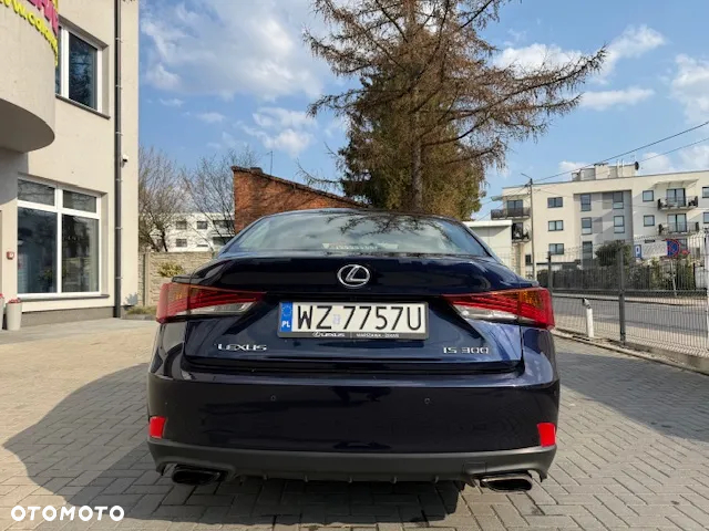 Lexus IS 200t / 300 Elegance - 6