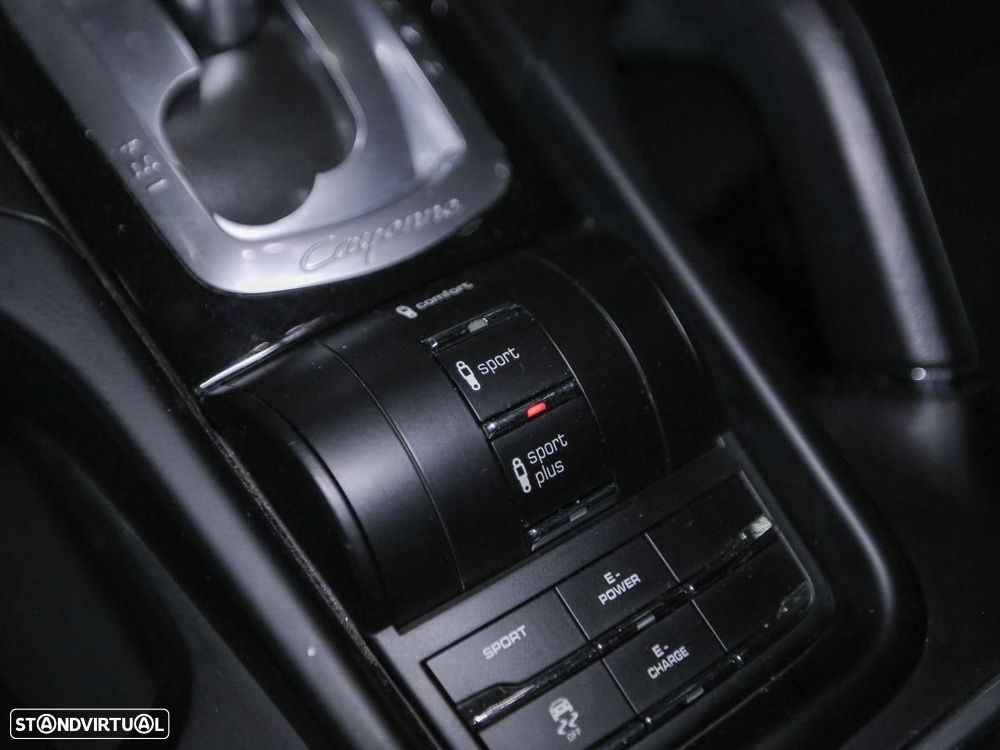 Porsche Cayenne S E-Hybrid Platinum Edition - 33