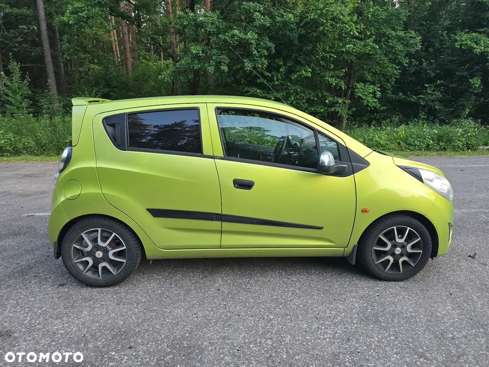Chevrolet Spark 1.0 Base - 7