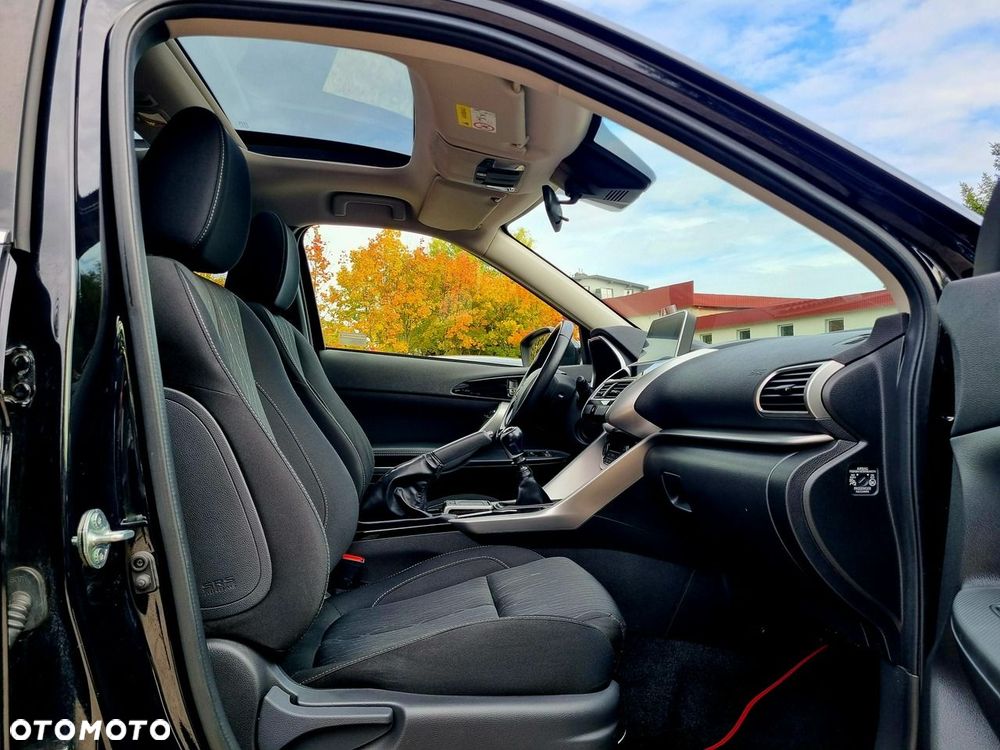 Mitsubishi Eclipse Cross 1.5 T Invite Plus - 11