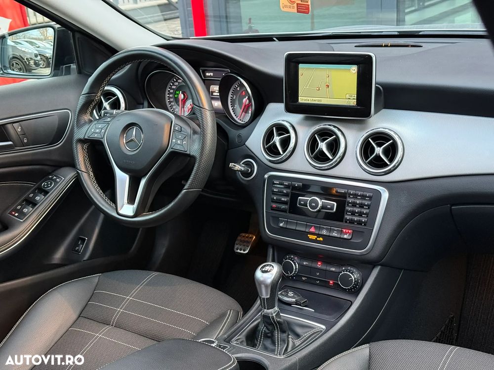 Mercedes-Benz GLA 200 AMG Line - 16