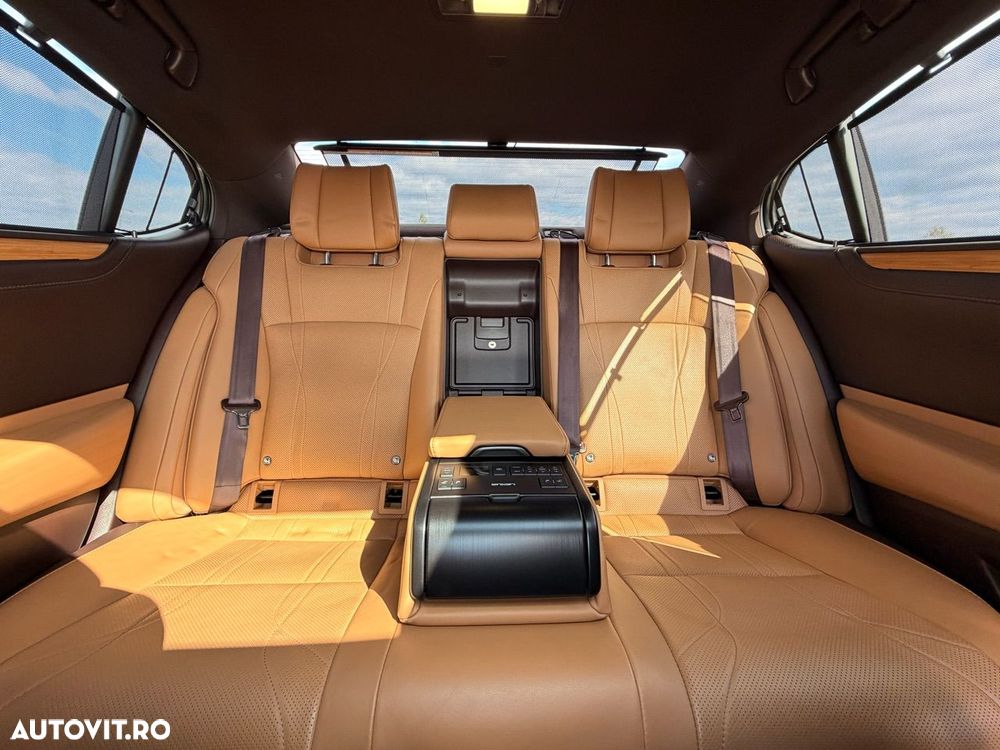 Lexus Seria ES 300h Luxury Line - 23