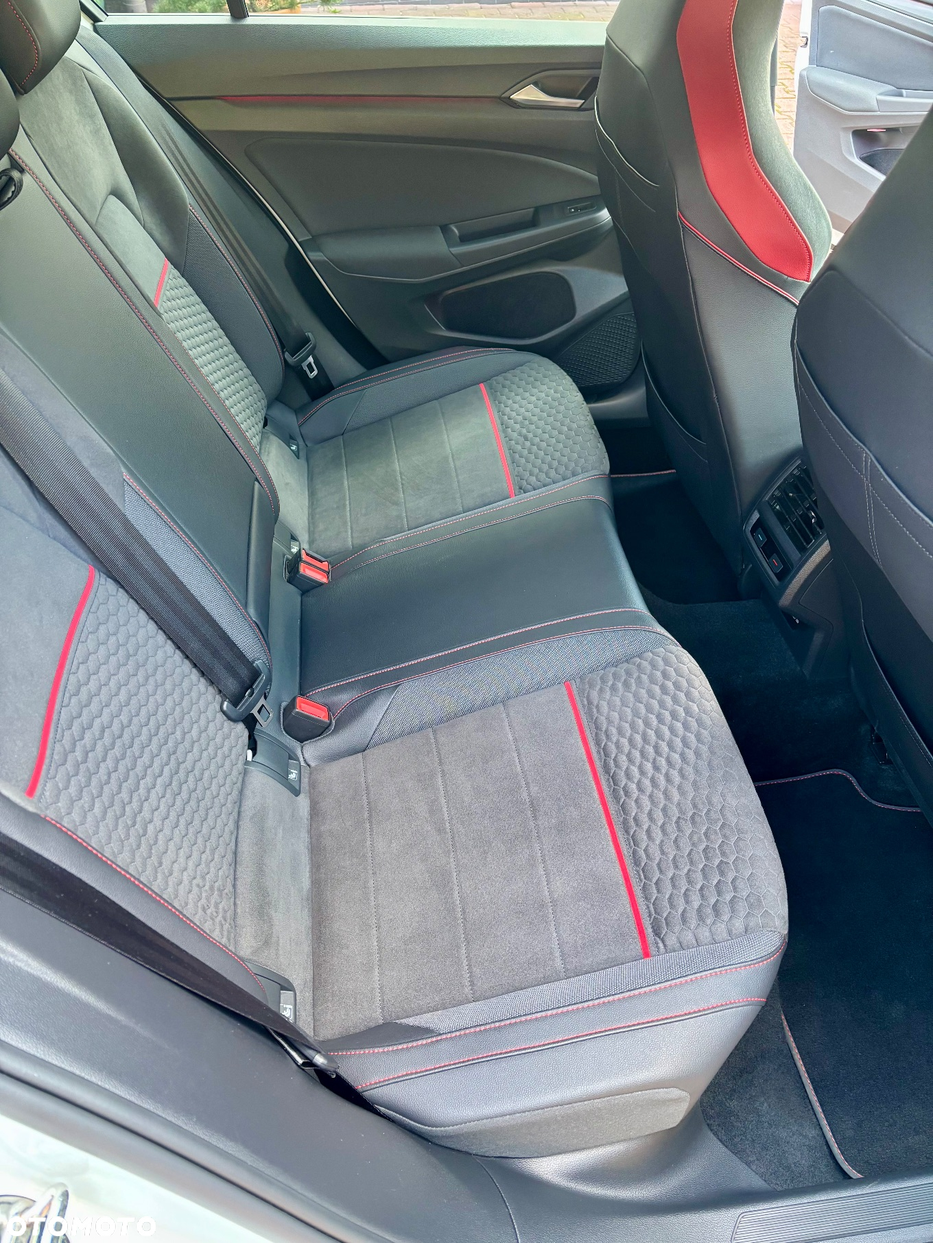 Volkswagen Golf 2.0 TSI OPF DSG GTI Clubsport - 15