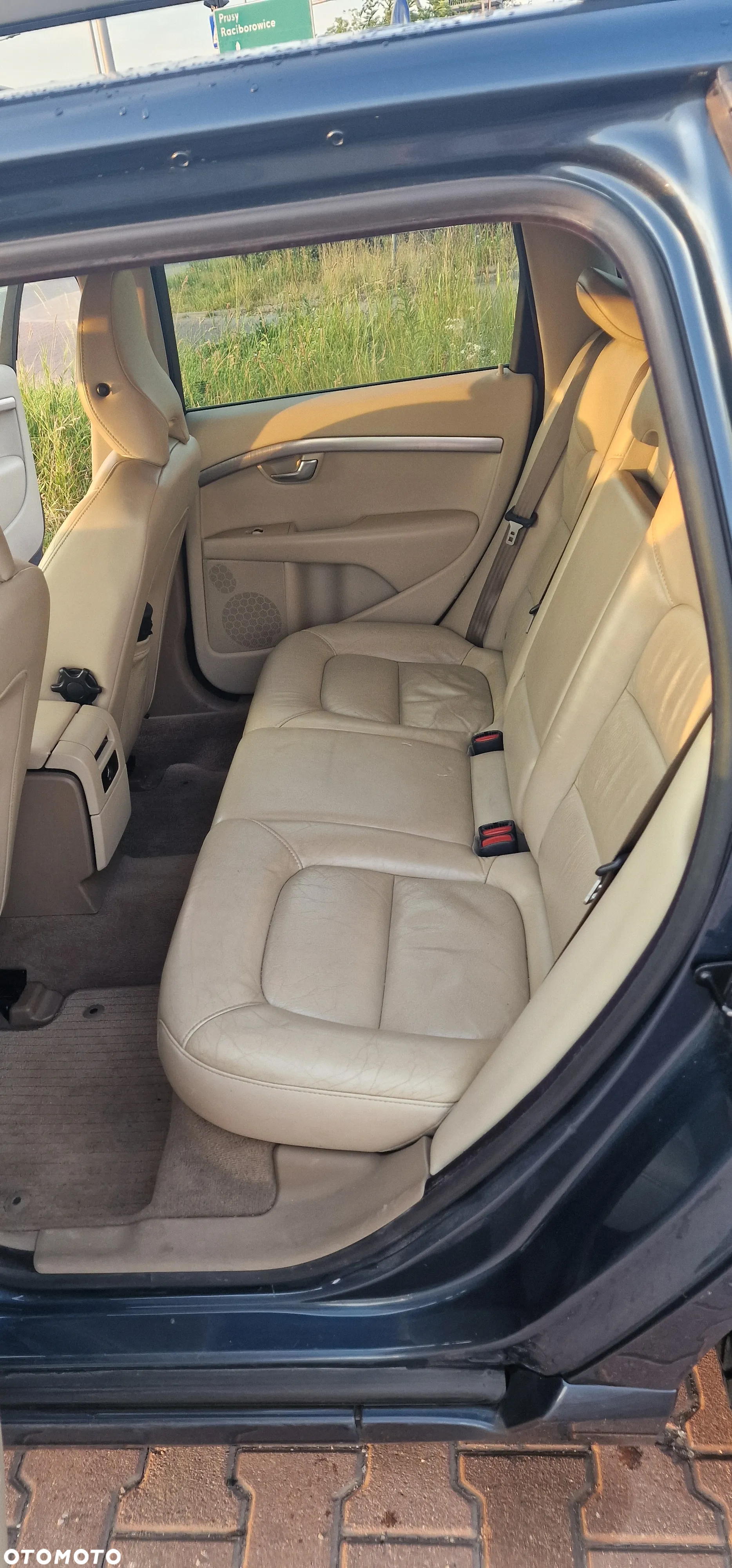 Volvo V70 2.0D Momentum - 16