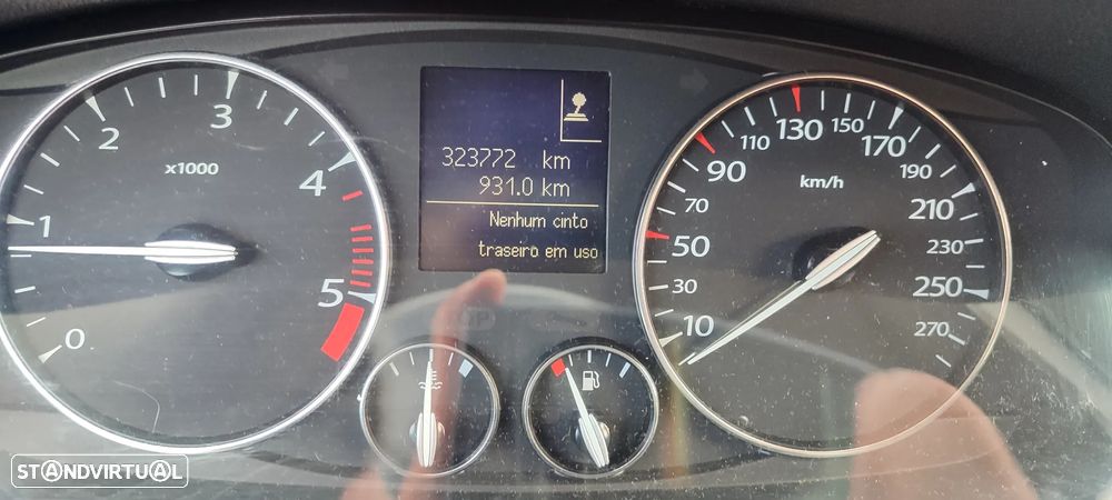 Renault Laguna 2.0 dCi Confort - 9