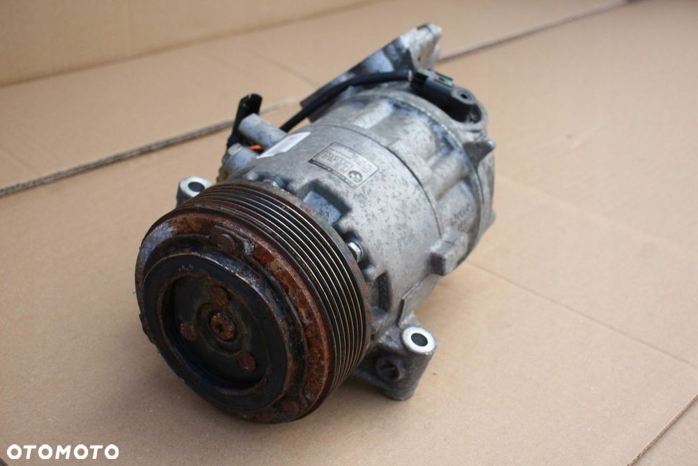 Kompresor sprężarka klimatyzacji BMW e82 e88 e92 e93 N43 2.0i 9182794 - 5