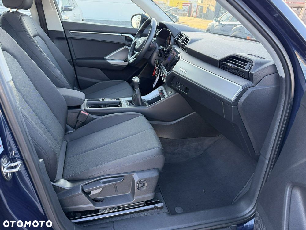 Audi Q3 35 TDI Quattro - 33