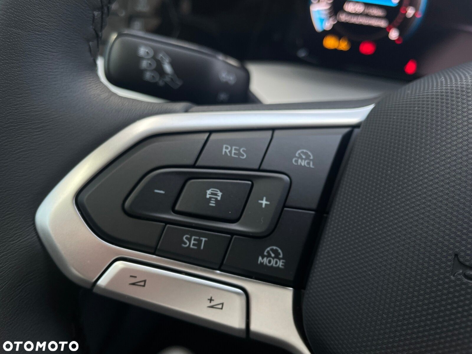 Volkswagen Golf - 17