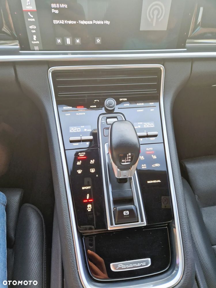 Porsche Panamera 4 GPF Executive - 13