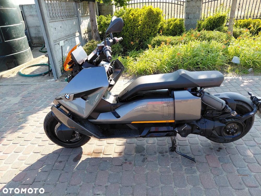 BMW CE 04 - 2