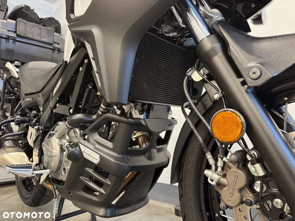 Suzuki V-STROM - 15