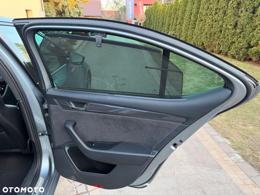 Skoda Superb 2.0 TDI 4x4 Sportline DSG - 16