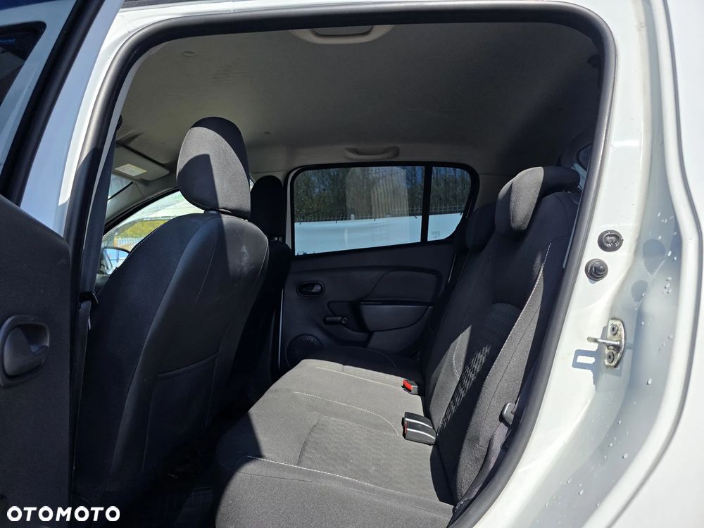 Dacia Sandero 1.2 16V 75 Laureate - 10
