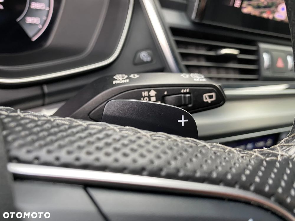 Audi Q5 40 TDI quattro S tronic S line - 27