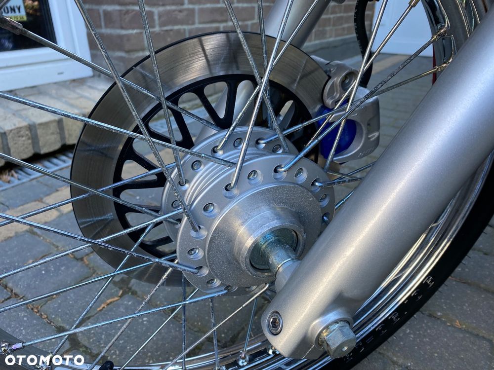 Suzuki Intruder - 9