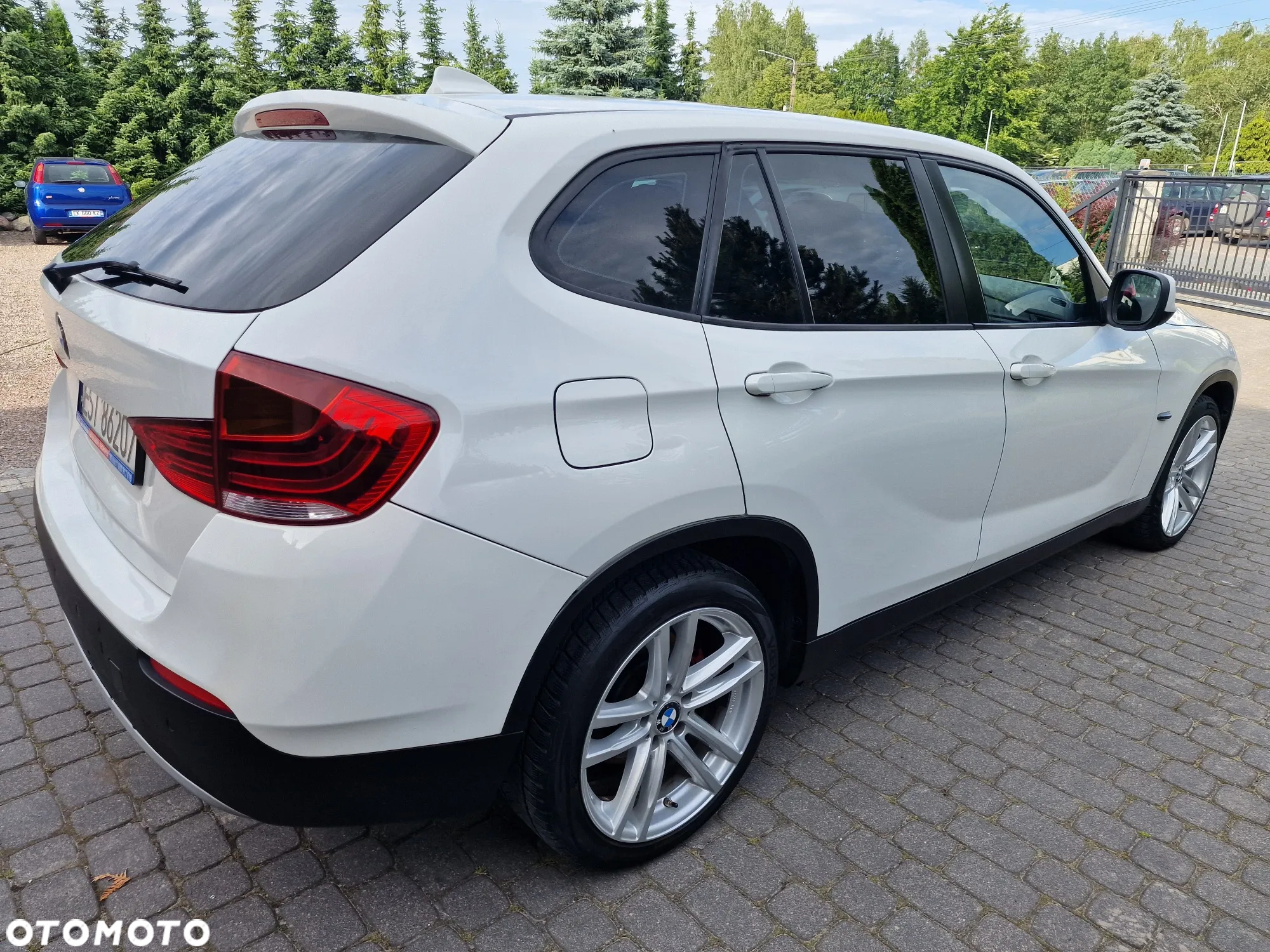 BMW X1 sDrive18d - 9
