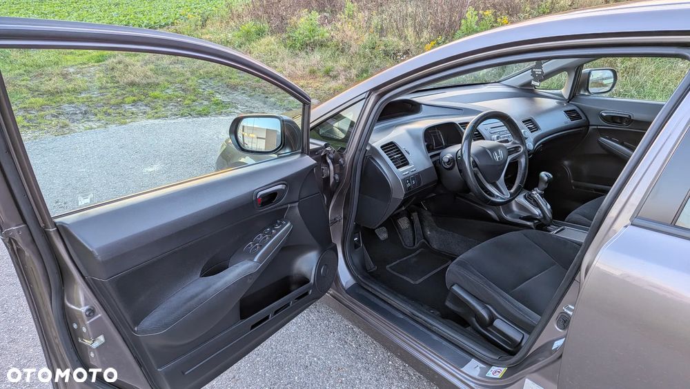 Honda Civic 1.8 Comfort - 15