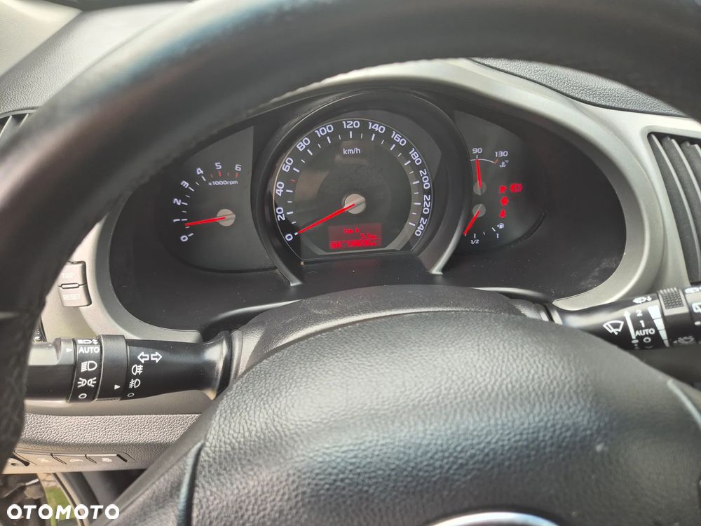 Kia Sportage 2,0 CRDI AWD Vision - 12