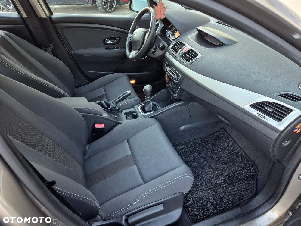 Renault Megane 1.6 16V 110 LIMITED - 21