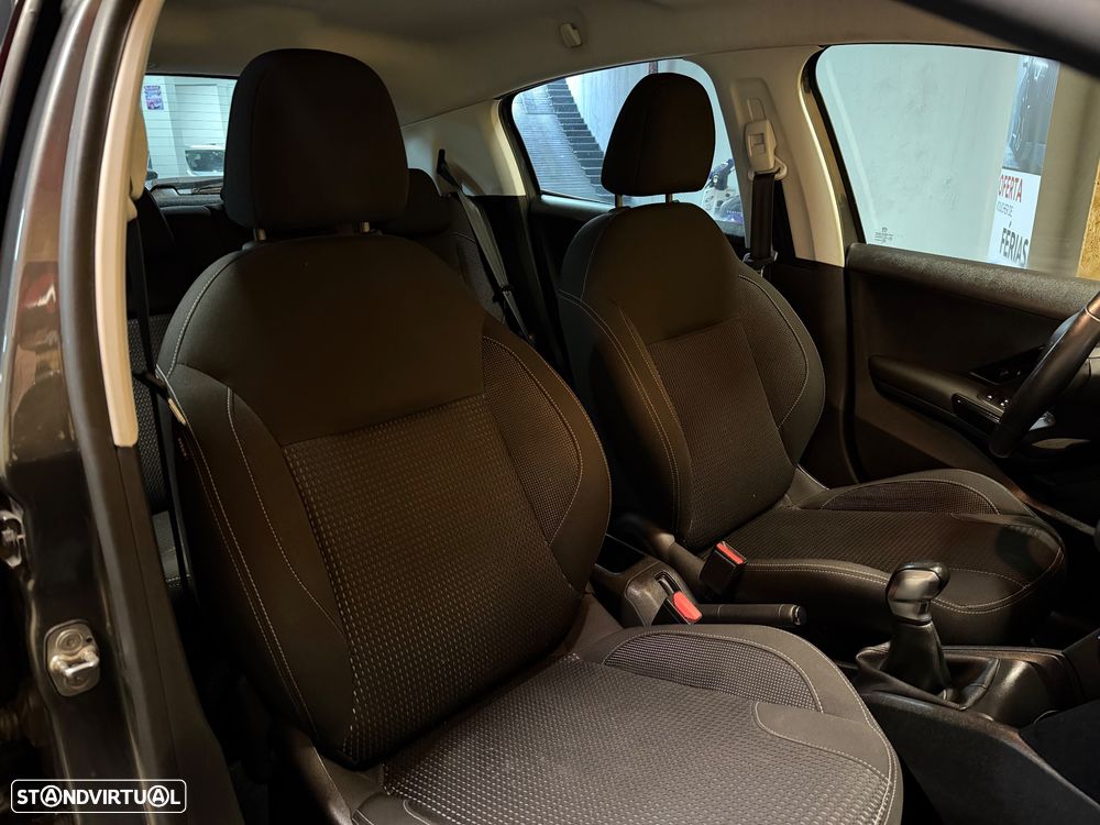 Peugeot 208 PureTech 110 Stop & Start Allure - 12